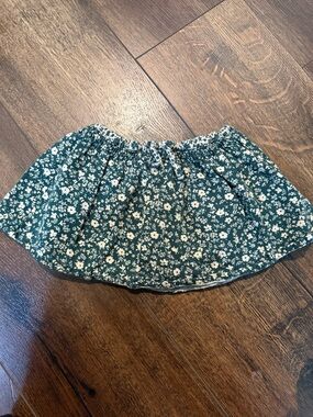 Zara Green and White Floral Elastic-Waist Skirt